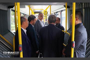 آیین رونمایی و تحویل 110 دستگاه اتوبوس جدید برقی پایتخت در کشور چین 24