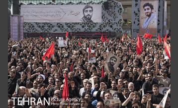 تشییع پیکر مطهر شهید محسن حججی 38