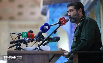 اولین همایش مسجد برقرار در حرم امام(ره) 42