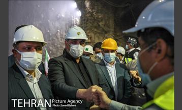 ورود ماشین حفار تونل به ایستگاه میدان حضرت عبدالعظیم الحسنی(ع) در خط 6 مترو 28