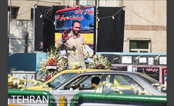ایستگاه آتش نشانی امام حسین(ع) در سوگ شهید بهنام میرزاخانی‎ 9