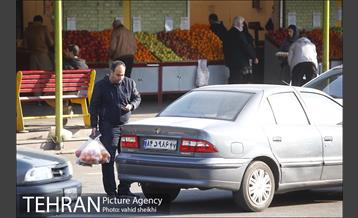 خرید شب یلدا در بازار میوه و تر بار صادقیه 10