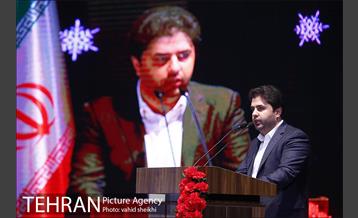 نشست  شهردار تهران با رهبران دینی،چهره های برجسته و شهروندان مسیحی آشوری و ارمنی 9