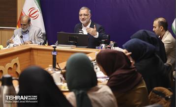 گفتگوی شهردار تهران با خبرنگاران 11