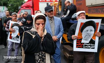 اجتماع مردم تهران در سوگ رئیس جمهور - 2 3