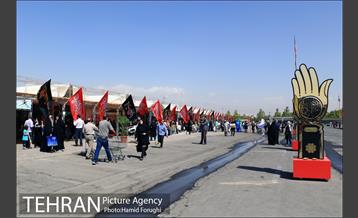 چهاردهمین نمایشگاه فرهنگی عطر سیب 16