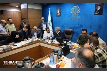 بازدید مدیر اداره کل سرمایه انسانی از سازمان زیباسازی 14