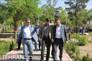 آیین بهره برداری 50 پروژه شهری در منطقه 22 تهران‎ 5