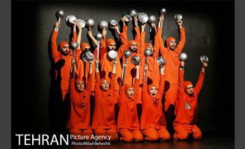 نمایش حکومت نظامی‎ 18