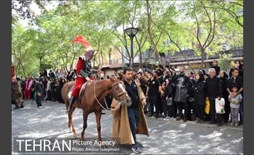 مراسم عزاداری ظهر عاشورا در بازار تهران 10