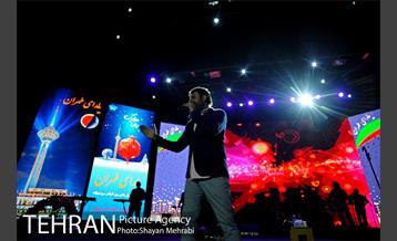 جشن ویژه شب یلدا در برج میلاد  18