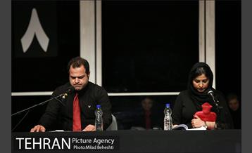 نمایشنامه خوانی مو‎ 8