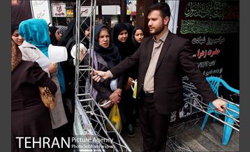 آیین سنتی " سمنوپزان" در میدان امام حسین (ع) 30