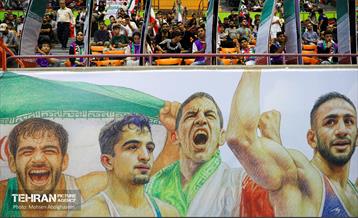 مراسم تجلیل از کشتی‌گیران قهرمان جهان (جشنی برای ایران) 9