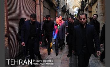 حضور شهردار تهران در مراسم عزاداری تاسوعای حسینی، بازار تهران 23