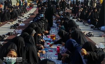 آیین آماده سازی دست سازه های نمدی برای کودکان اربعینی  7