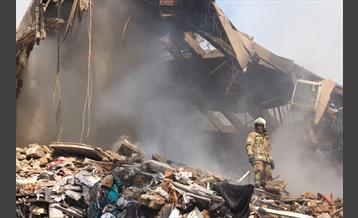 دومین روز عملیات امداد و نجات حادثه پلاسکو-2 1