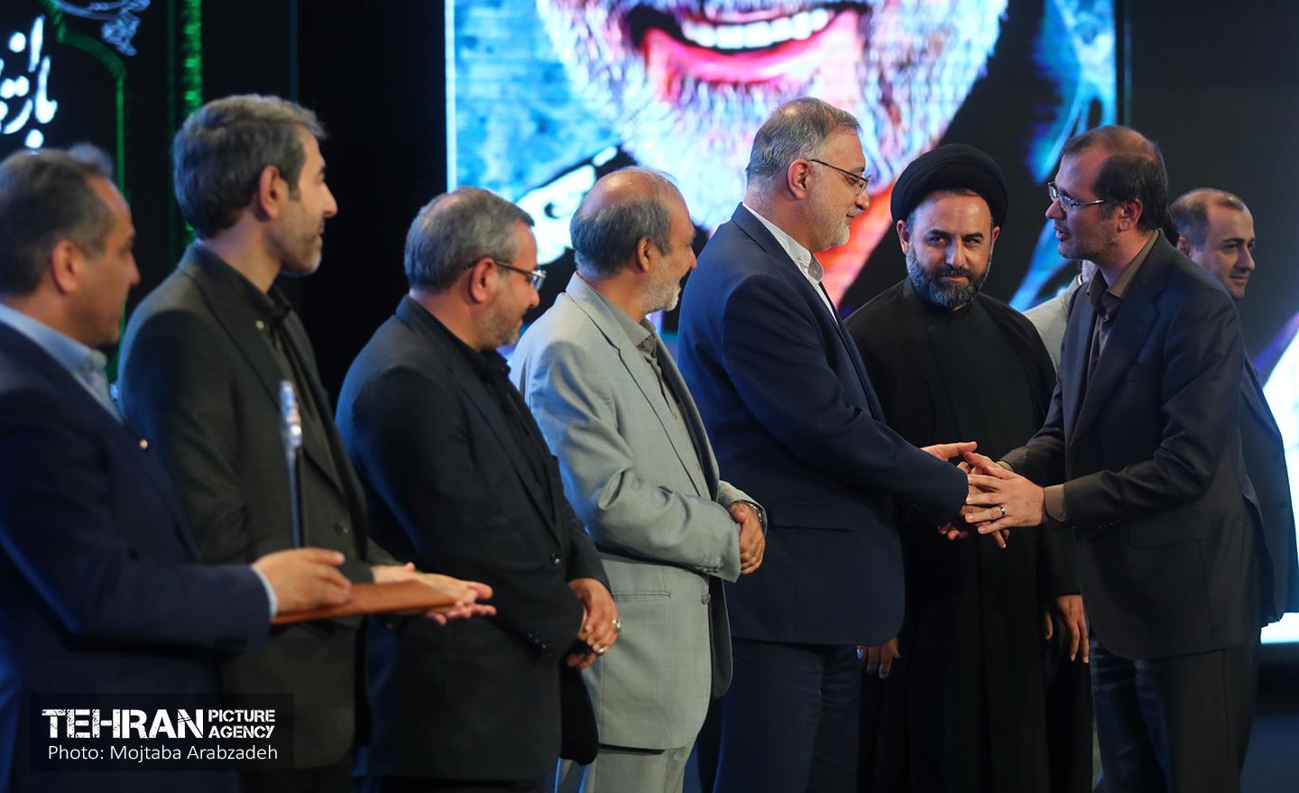 مراسم گرامیداشت روز کارمند