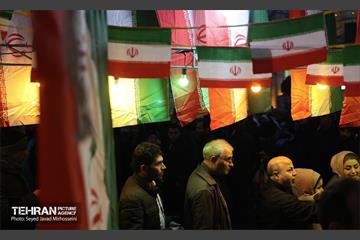 جشن نیمه‌شعبان در میدان ولی‌عصر (عج) 2 1