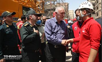 دومین روز آواربرداری ساختمان‌های غیرمجاز در منطقه ۱۹ 10