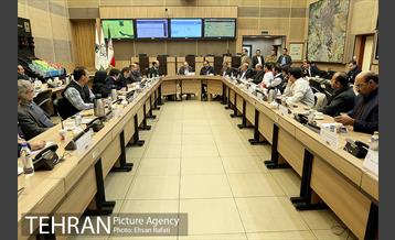 حضور شهردار تهران در جلسه ستاد مدیریت بحران شهر تهران  18