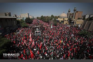 تشییع پیکر آقای شهید ایران - 4 78