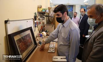 حضور رئیس کمیسیون شهرسازی شورای شهر تهران در منطقه ۱۷  18