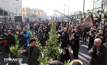 عزاداری شهادت حضرت فاطمه(س) در میدان هفت تیر 9
