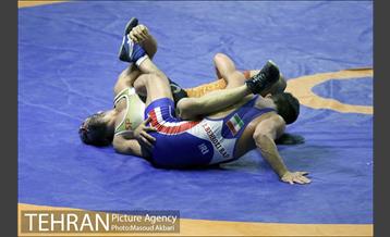 رقابت های عمومی کشتی آزاد بزرگسالان کشور