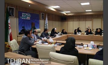 تجلیل از بانوان مرکز ارتباطات شهرداری تهران 25