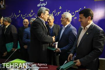 هفدهمین جلسه شورای معاونان مشاورین و شهرداران 27