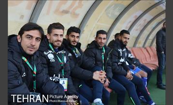 دیدار تیم های فوتبال نفت تهران واستقلال تهران