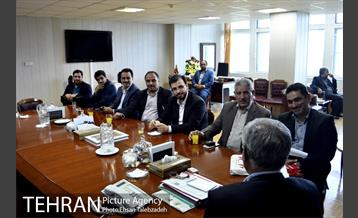دیدار صمیمانه کارکنان شهرداری تهران با حسن رباطی 14