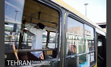 عملیات ضد عفونی کردن اتوبوس های شهری 5
