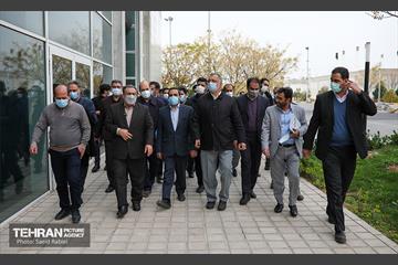 بازدید شهردار تهران از مجموعه شهر آفتاب 10