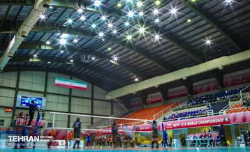 دیدار دو تیم والیبال زنان سایپا و ذوب آهن اصفهان 23