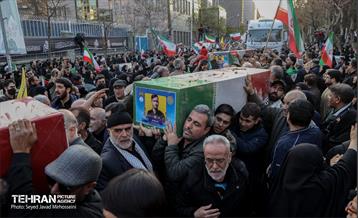 مراسم تشییع «علی لاریجانی»، «غلامرضا سلیمانی» و قهرمانان «ناو دنا» 18