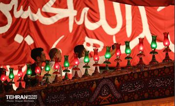 نمایشگاه آیینی محرم شهر 25