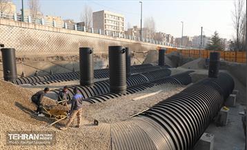 بازدید معاون فنی و عمرانی شهرداری تهران از پروژه‌های منطقه هشت 11