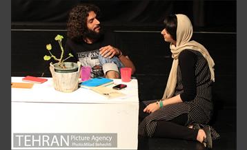 نمایش من من نیست، دشمن است و دشمن لجن است‎ 4