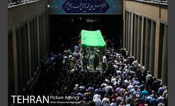 مراسم تشییع پیکرهای مطهر ۱۵۰ شهید تازه‌ تفحص‌ شده دفاع مقدس  - ۲ 24