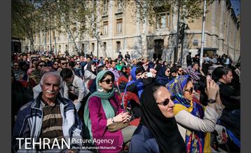 اجرای کنسرت محمد معتمدی 8