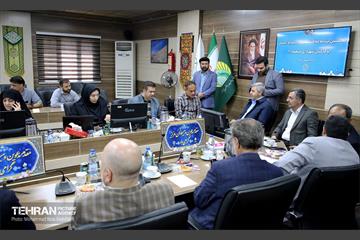 بازدید مدیر اداره کل سرمایه انسانی از منطقه 20 8