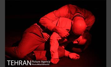 نمایش اکتبر 1942 پاریس 24