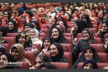 آیین گرامیداشت مقام شامخ معلم و تجلیل از معلمان نمونه منطقه ۱۷  39