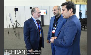 سخنرانی دکتر گیل آبادی در پنل مدیریت شهری 8