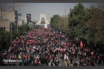 تشییع پیکر آقای شهید ایران - 4 83