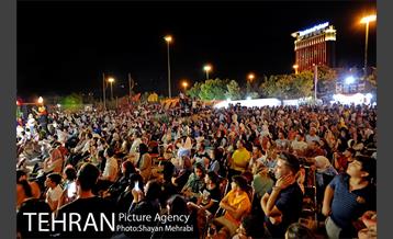 ویژه برنامه شادستان 98 در بوستان پرواز 16