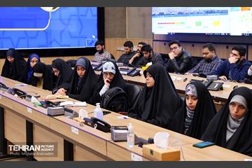 نشست صمیمانه شهردار تهران با فعالان دانشجویی 26