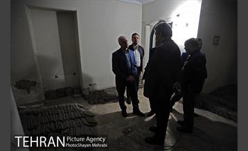 بازدید شهردار تهران از خانه معمار صانعی 15